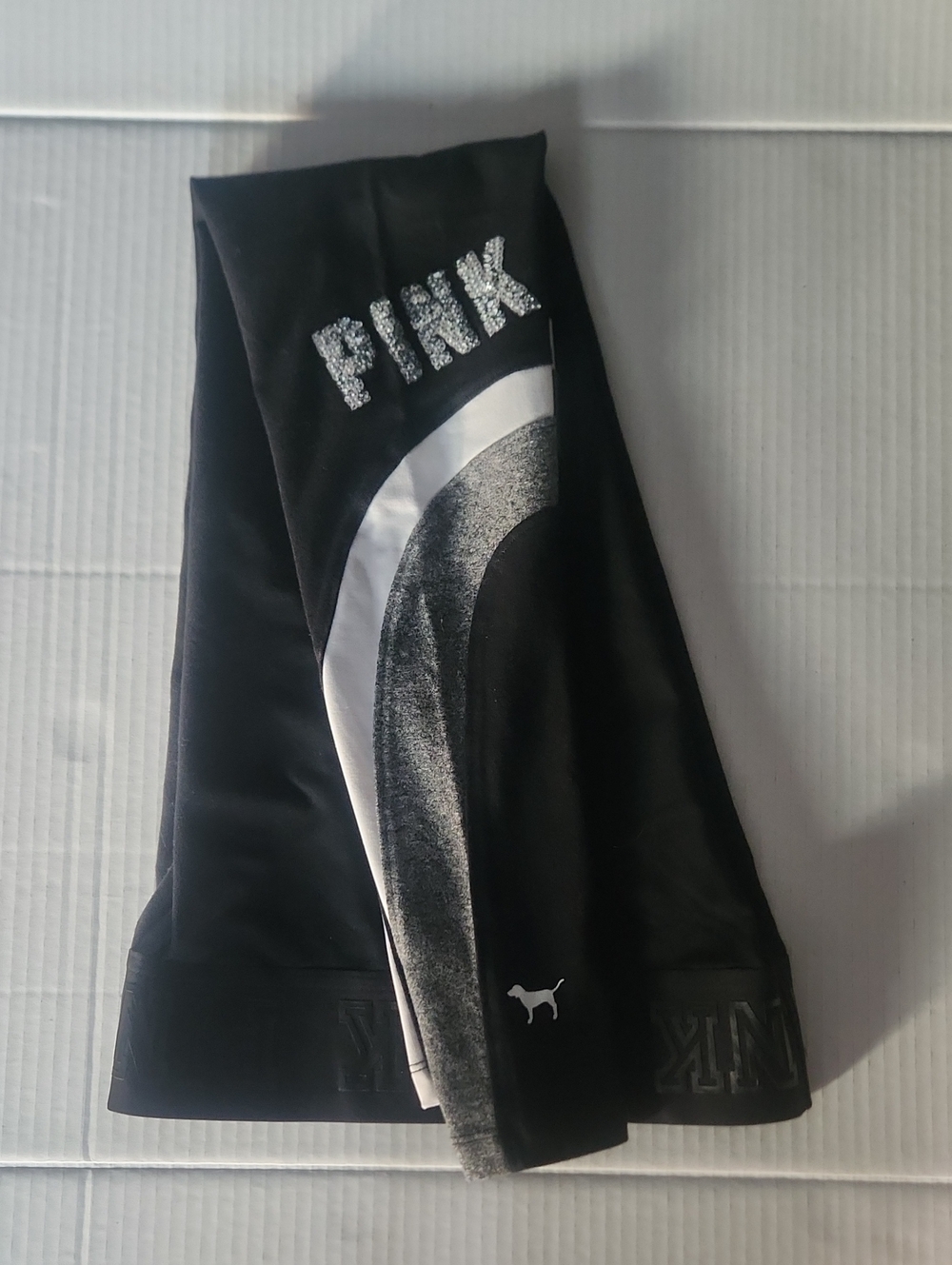 PINK Victoria's Secret~Vintage~Black and Silver Womens Active Leggings